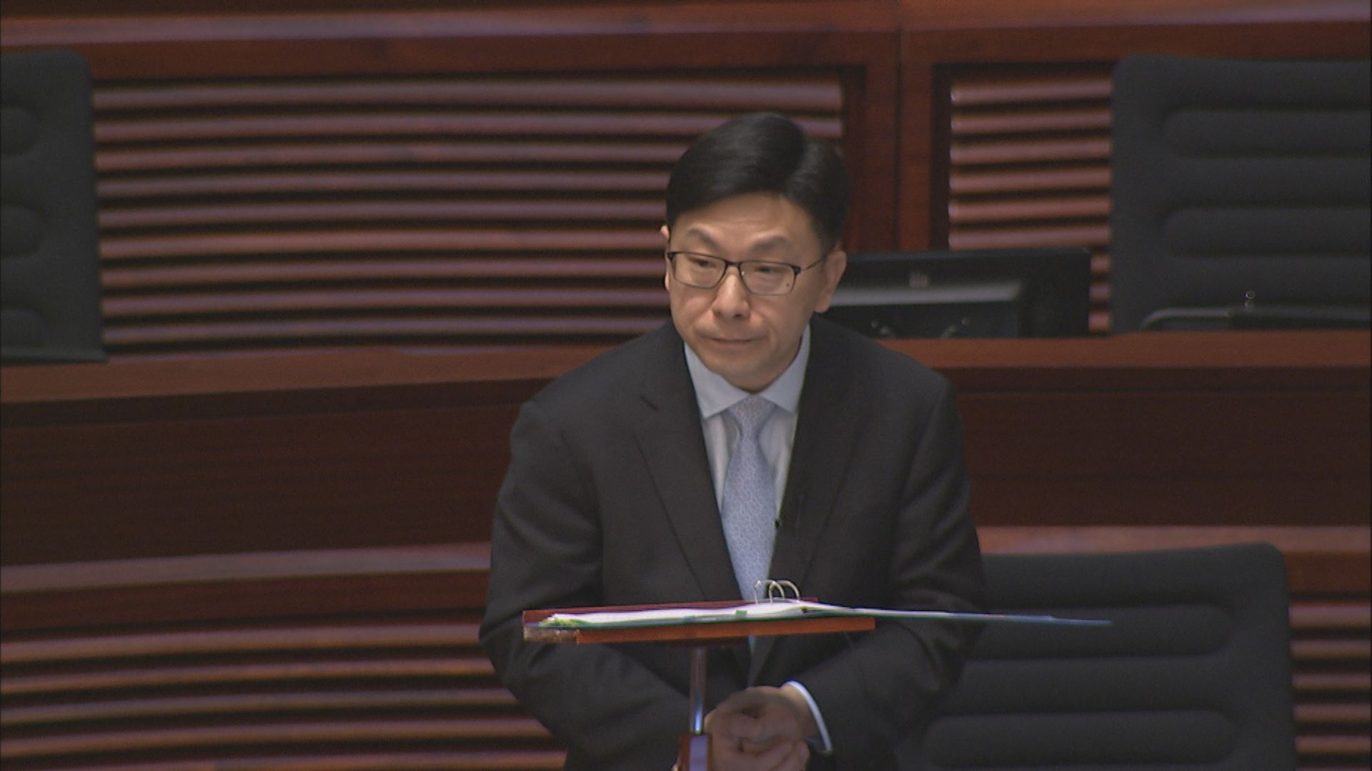 孫玉菡：將修訂建築物條例 擬延長承建商停牌期限及增加罰款