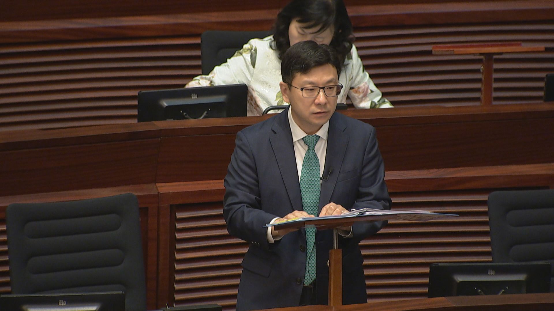 孫玉菡：不認同立法規定惡劣天氣停工安排　惟僱主須以僱員安全為首要考慮