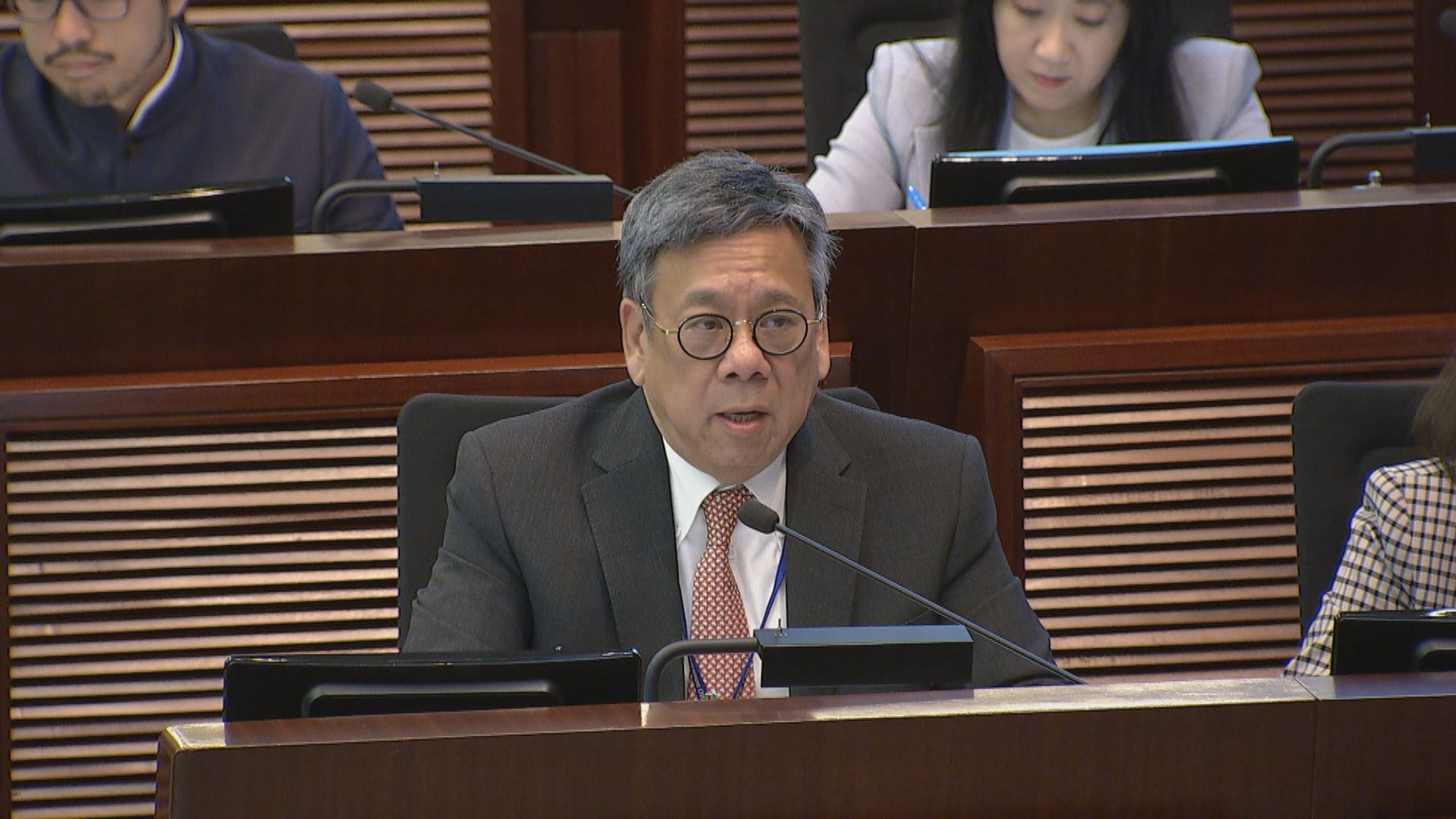 丘應樺：特首李家超下月將訪中東