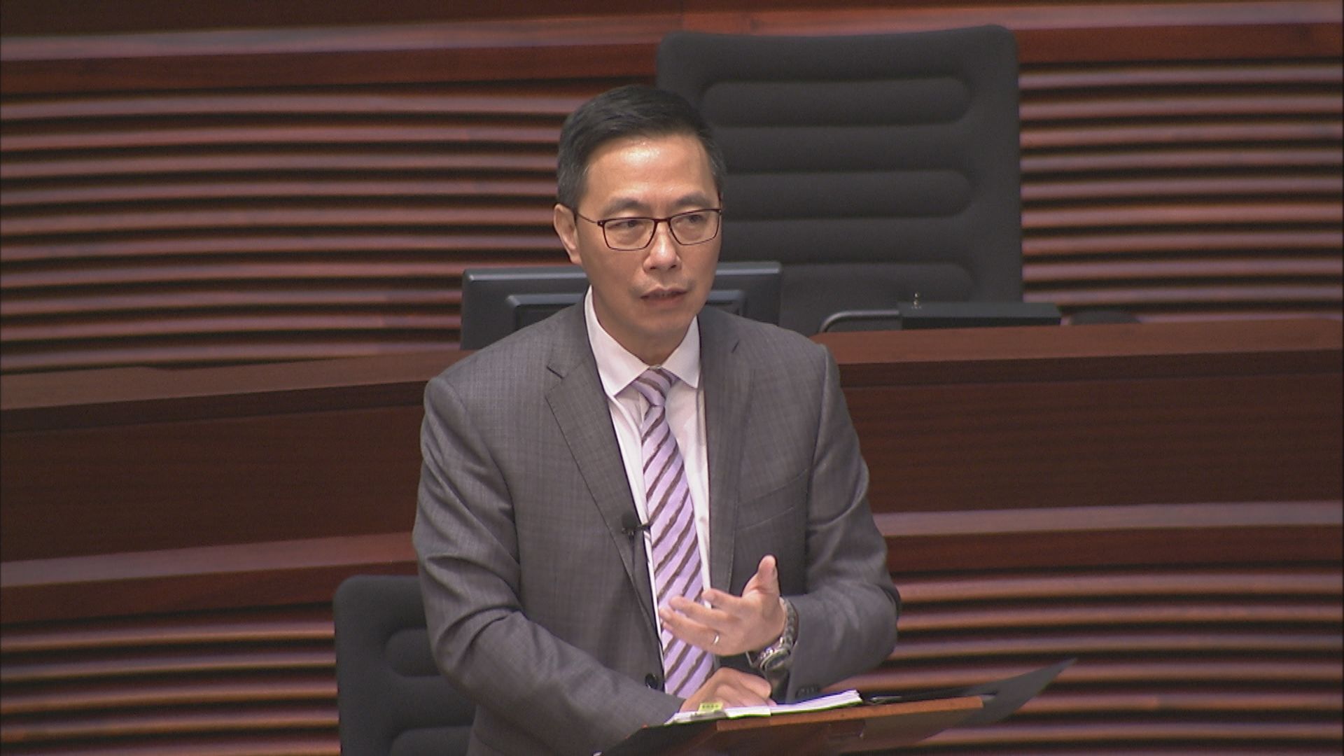 楊潤雄：大學生衝擊行為或模仿議會