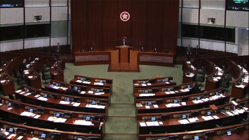 立法會審議僱傭修訂條例