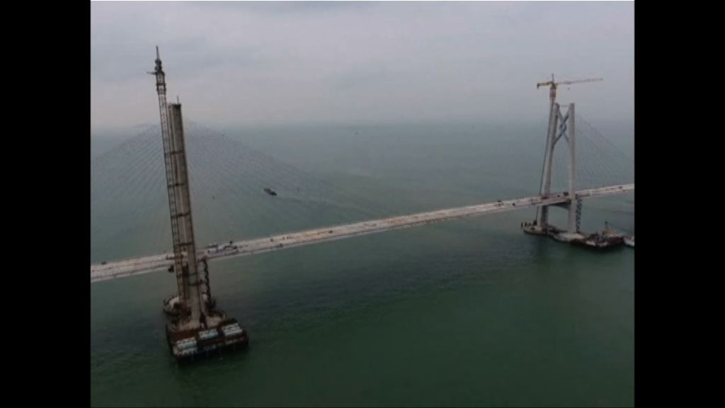 路政署稱人工島海堤移位不影響安全