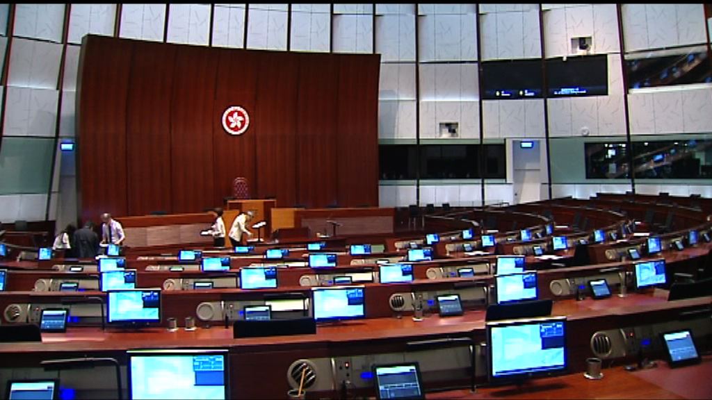 梁君彥批出65項撥款條例修正案