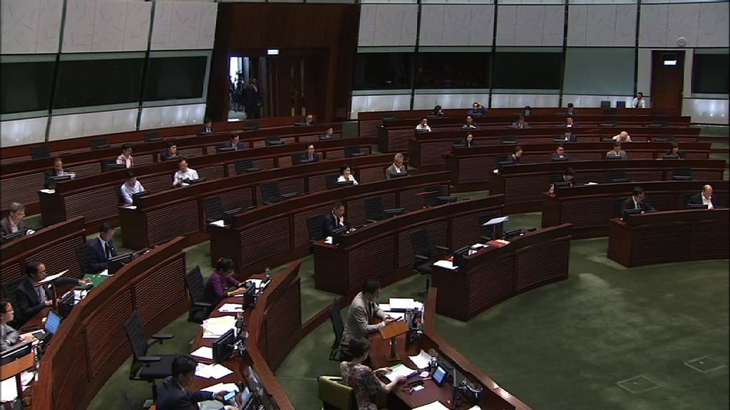 立法會恢復辯論譴責鄭松泰動議