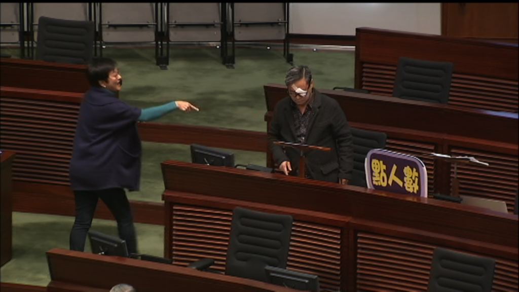 版權修訂條例　黃毓民不滿黃碧雲點人數