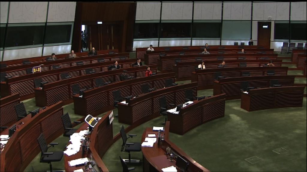 建制新對策應付泛民點人數