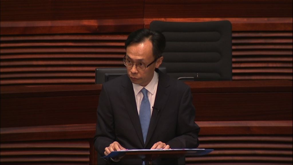 政府正研究居內地港人投票安排