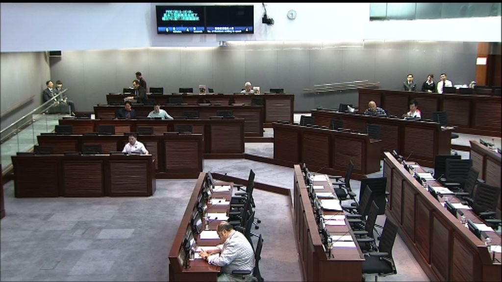 財委會續會　陳偉業提中止待續遭否決