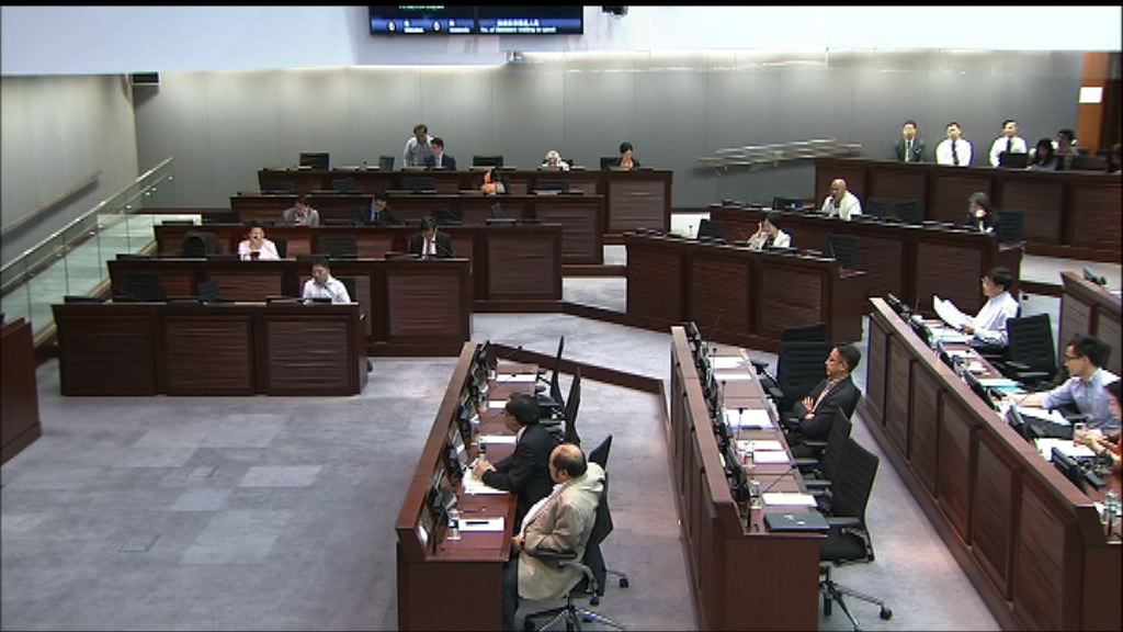 財委會通過綜援及生果金出雙糧