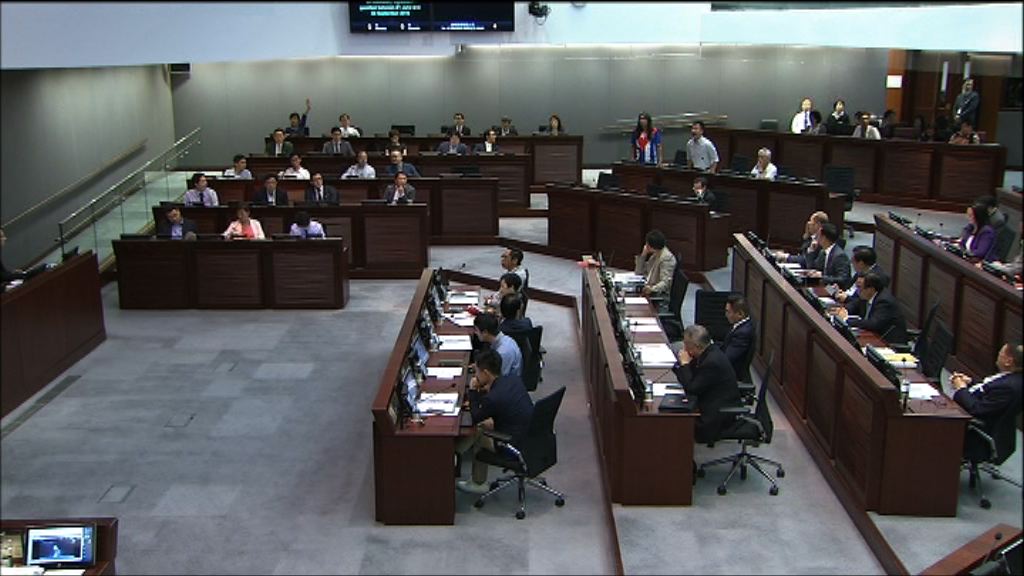 內會首次會議　民主派議員不滿主席李慧琼