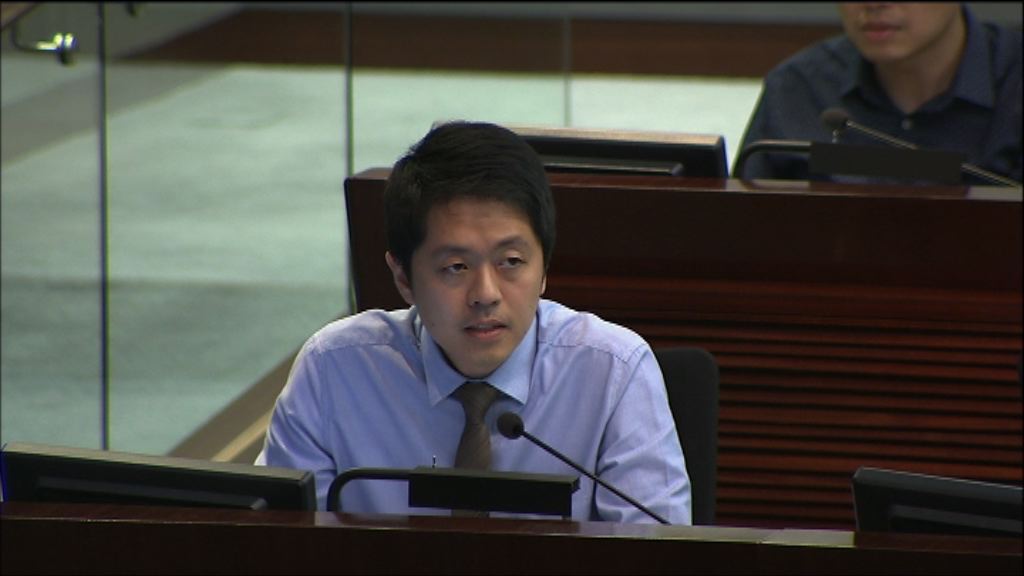 許智峯：尊重立法會按機制處理搶手機事件