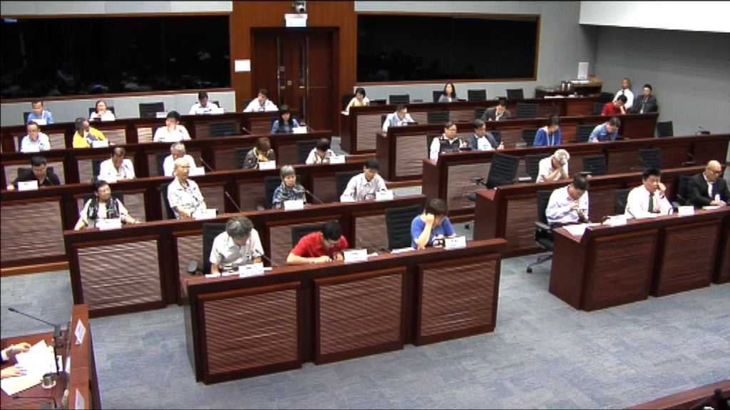 勞資雙方均反對政府取消對沖方案