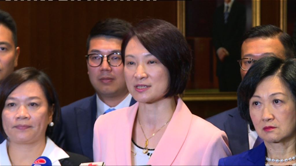 多名建制派議員質疑宣誓被用作政治表演