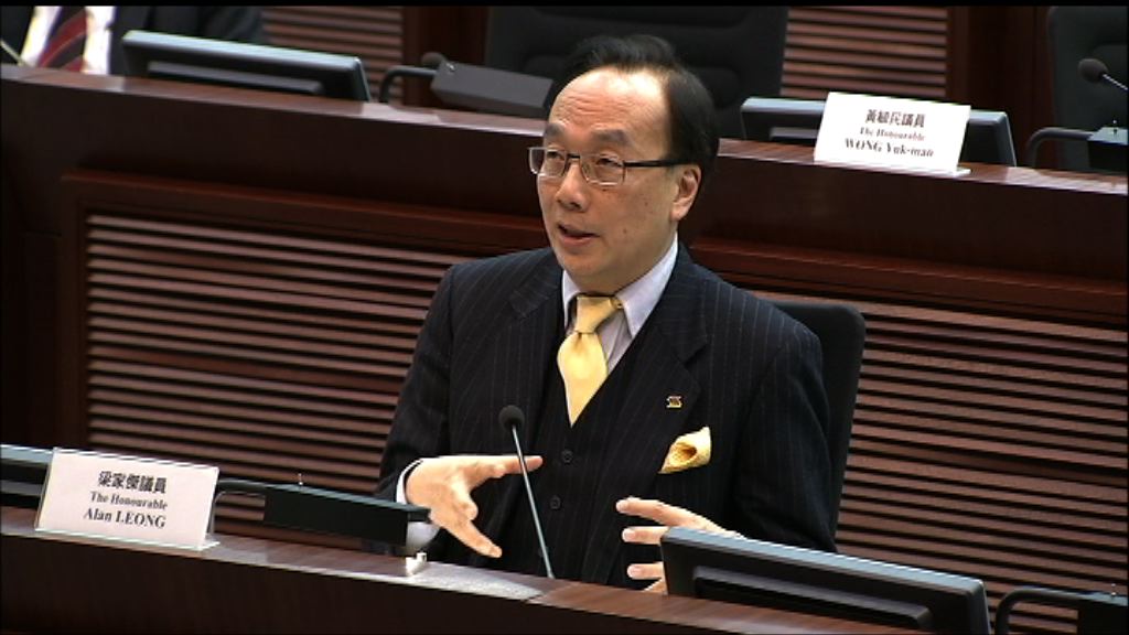 有議員質疑郵政署超時補水不清晰