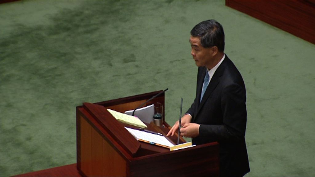 梁振英冀議員正視議而不決問題