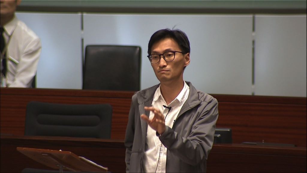 朱凱廸動議新聞界及公眾人士離場