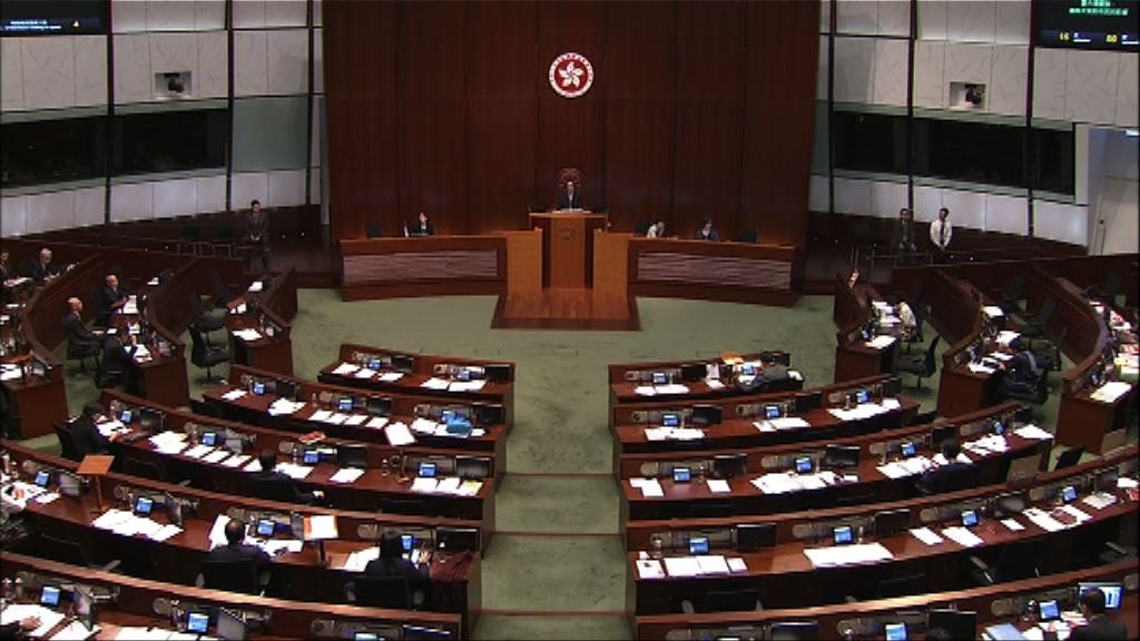 立法會進入恢復二讀一地兩檢