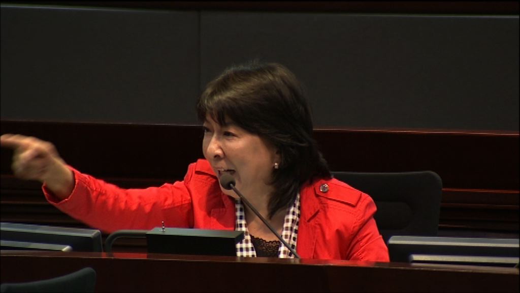 審議一地兩檢　蔣麗芸涂謹申爆罵戰