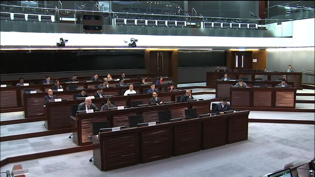 戴啟思質疑一地兩檢法律基礎