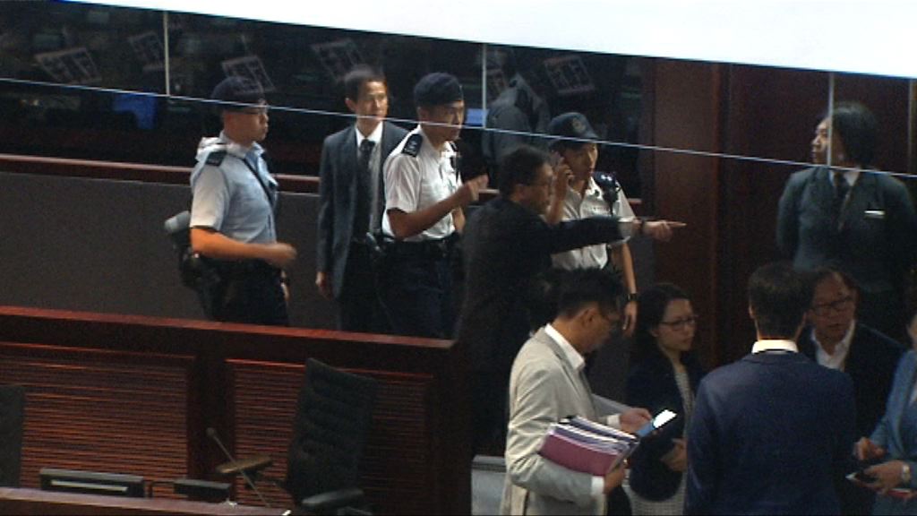 梁君彥：青政衝擊行為交警方跟進