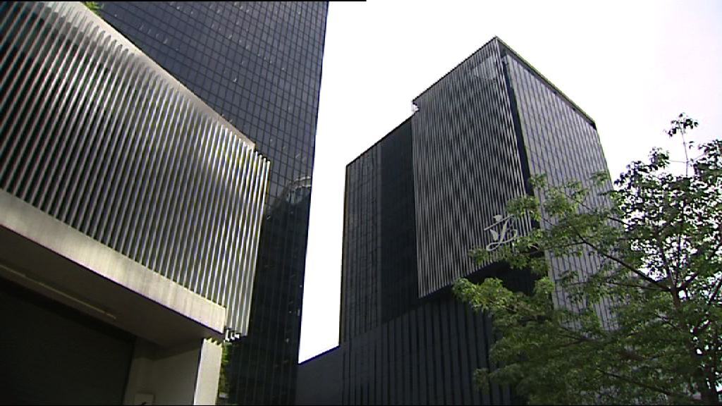 民主派促開特別會議邀鄭若驊解釋僭建事件