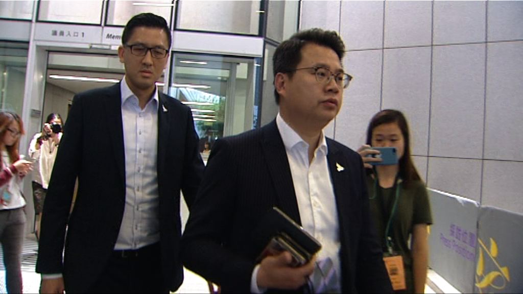 林卓廷尹兆堅不滿被逐報稱受傷