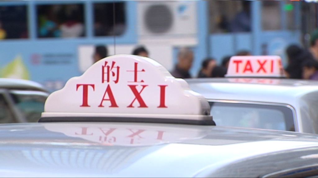 張炳良：無法評估優質的士對UBER影響