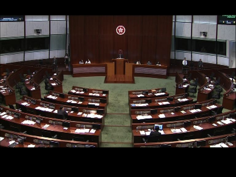 立法會辯論特權法查鉛水事件