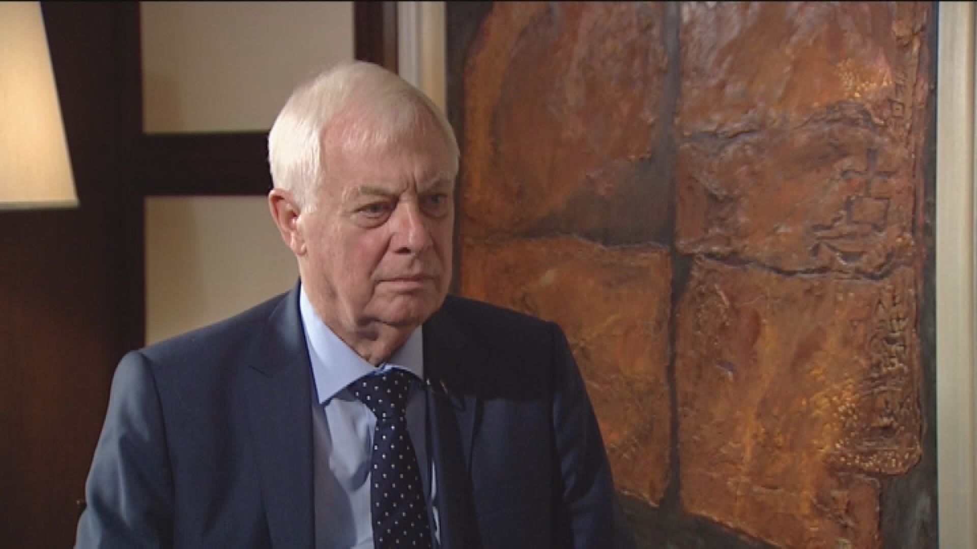 彭定康批評拘捕黎智英等三人做法令人髮指