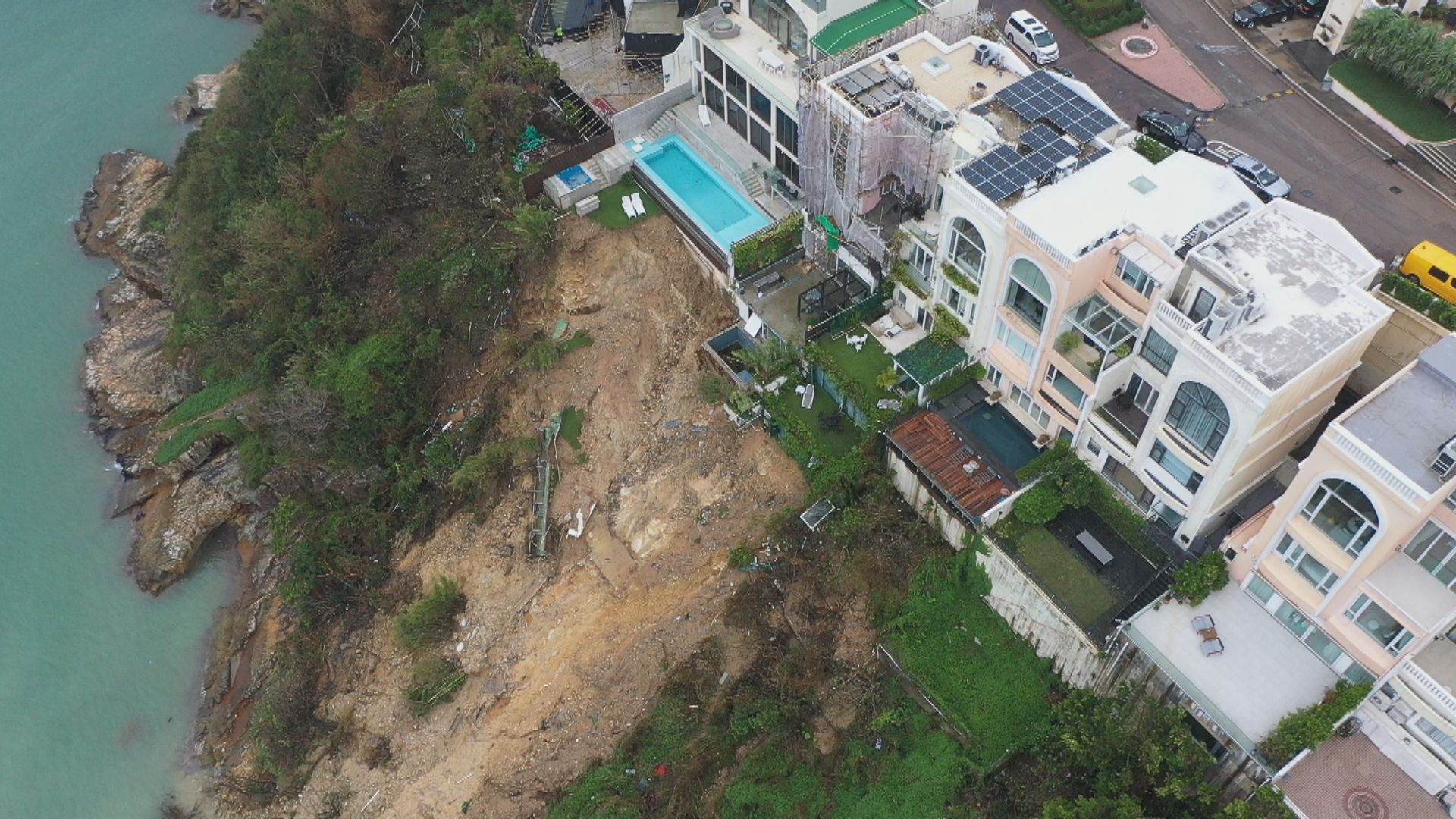 紅山半島獨立屋有明顯危險 住戶要疏散