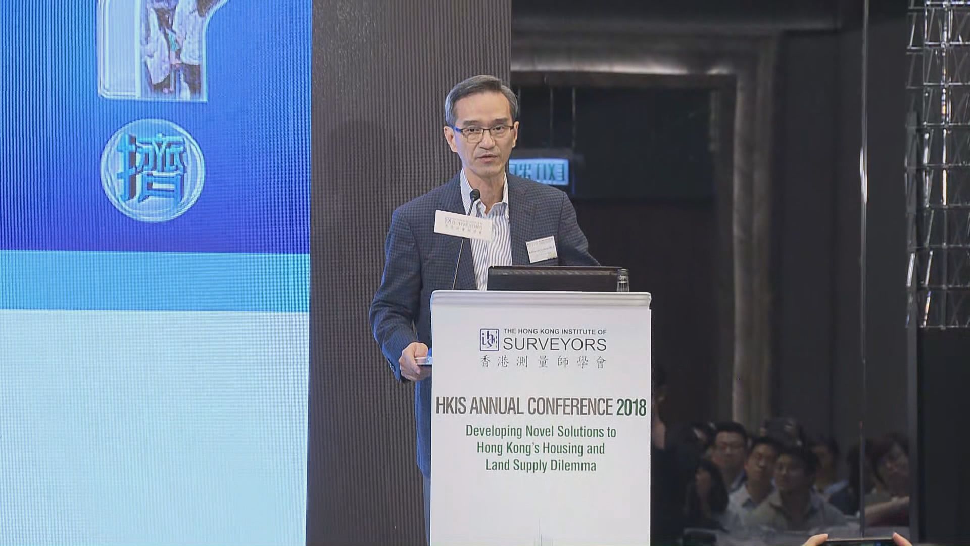 黃遠輝：未來三個月訂時間表撰寫報告