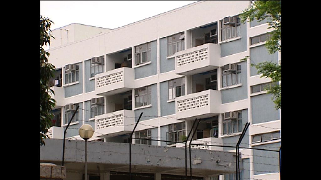 陳偉業申請將兩軍營改為住宅地