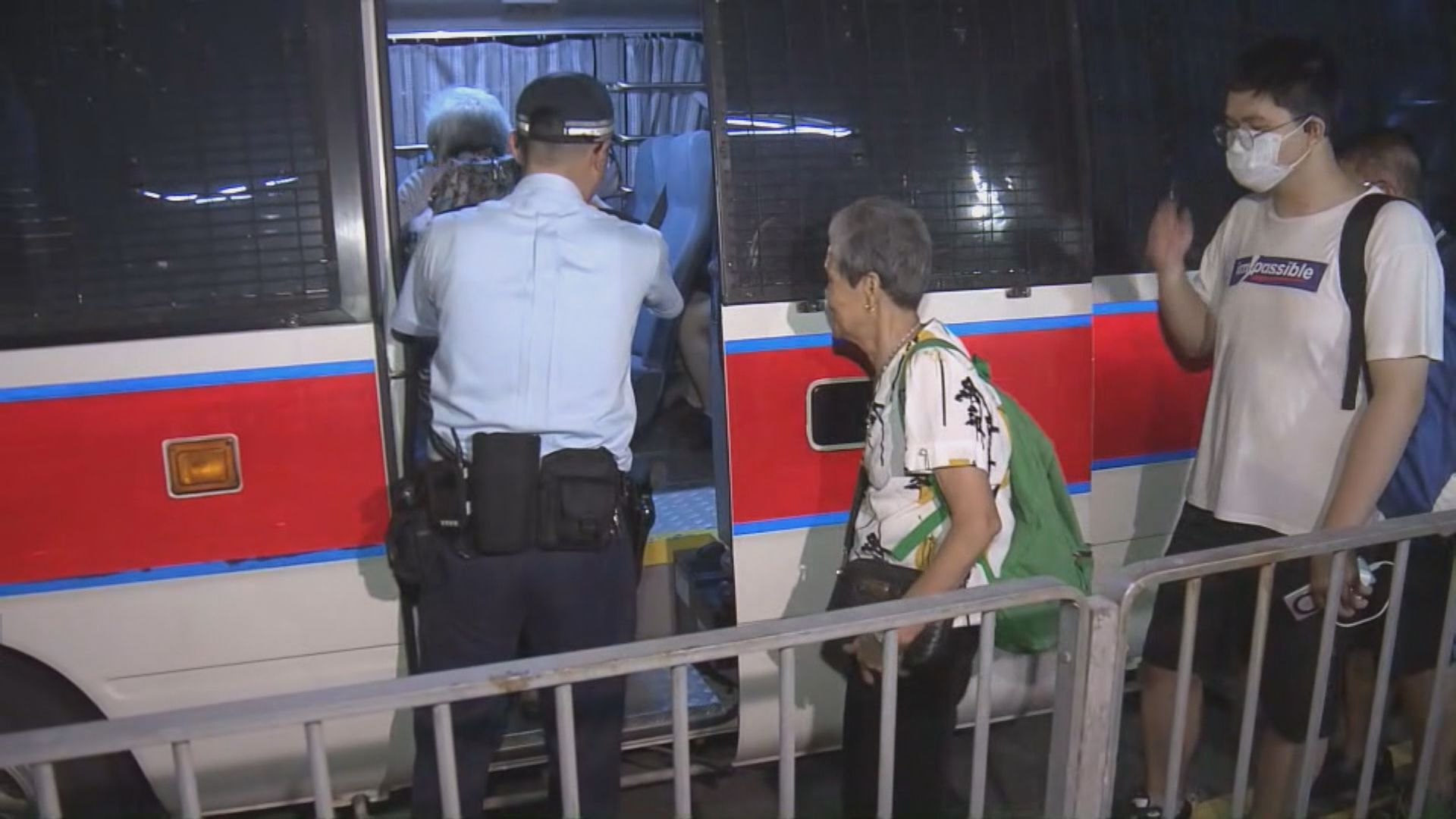 茶果嶺村山泥傾瀉 30戶村民疏散