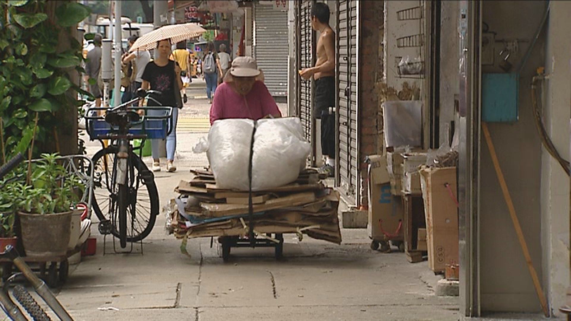 羅致光：長遠應調高領取福利年齡