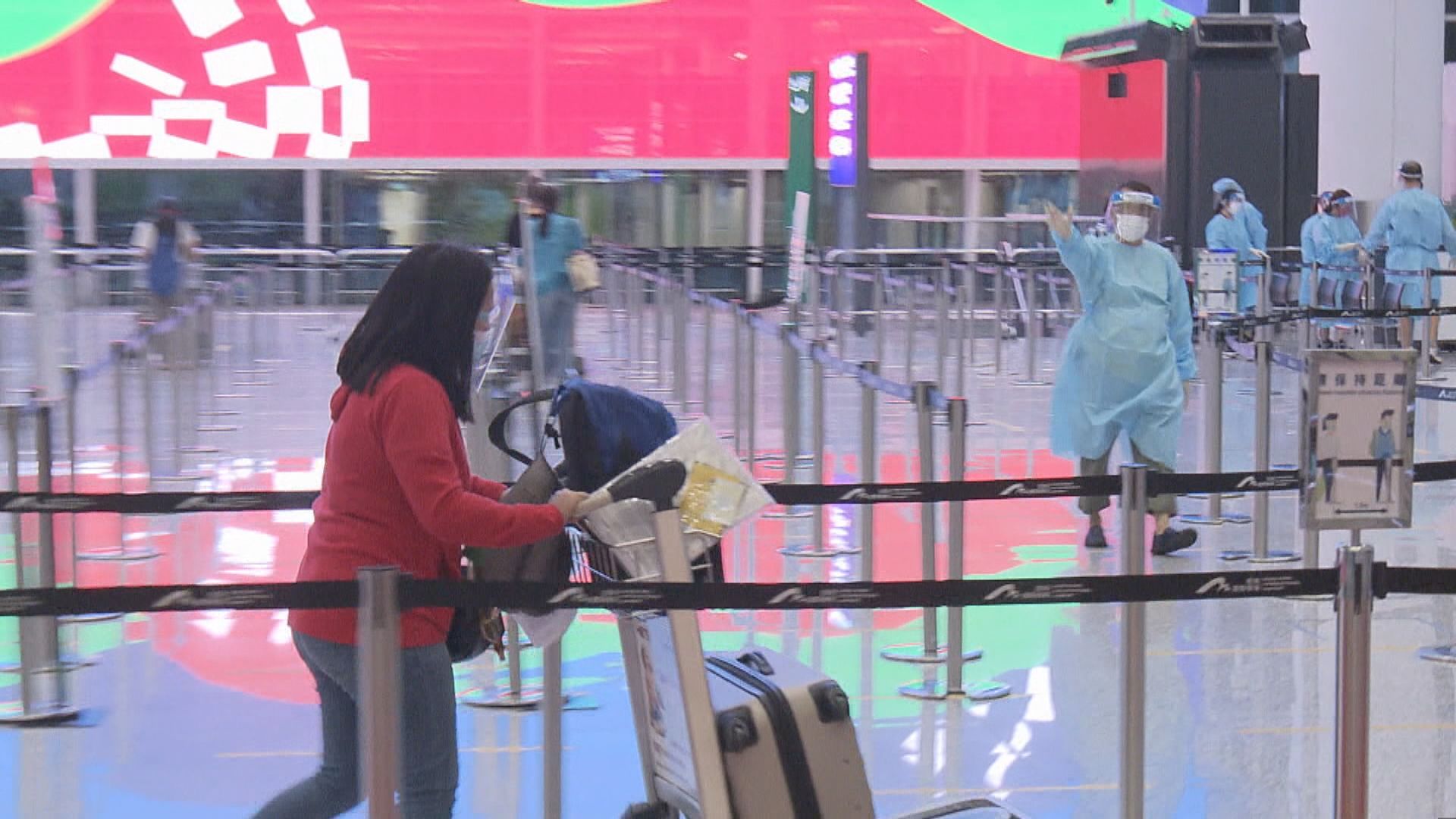 羅致光：來港外傭回升或調整進度　中介︰輪候人數仍多