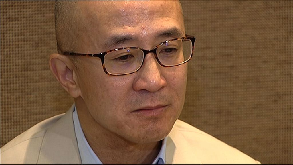 【含淚否認】羅啟瑞：無阻撓任何人見母親