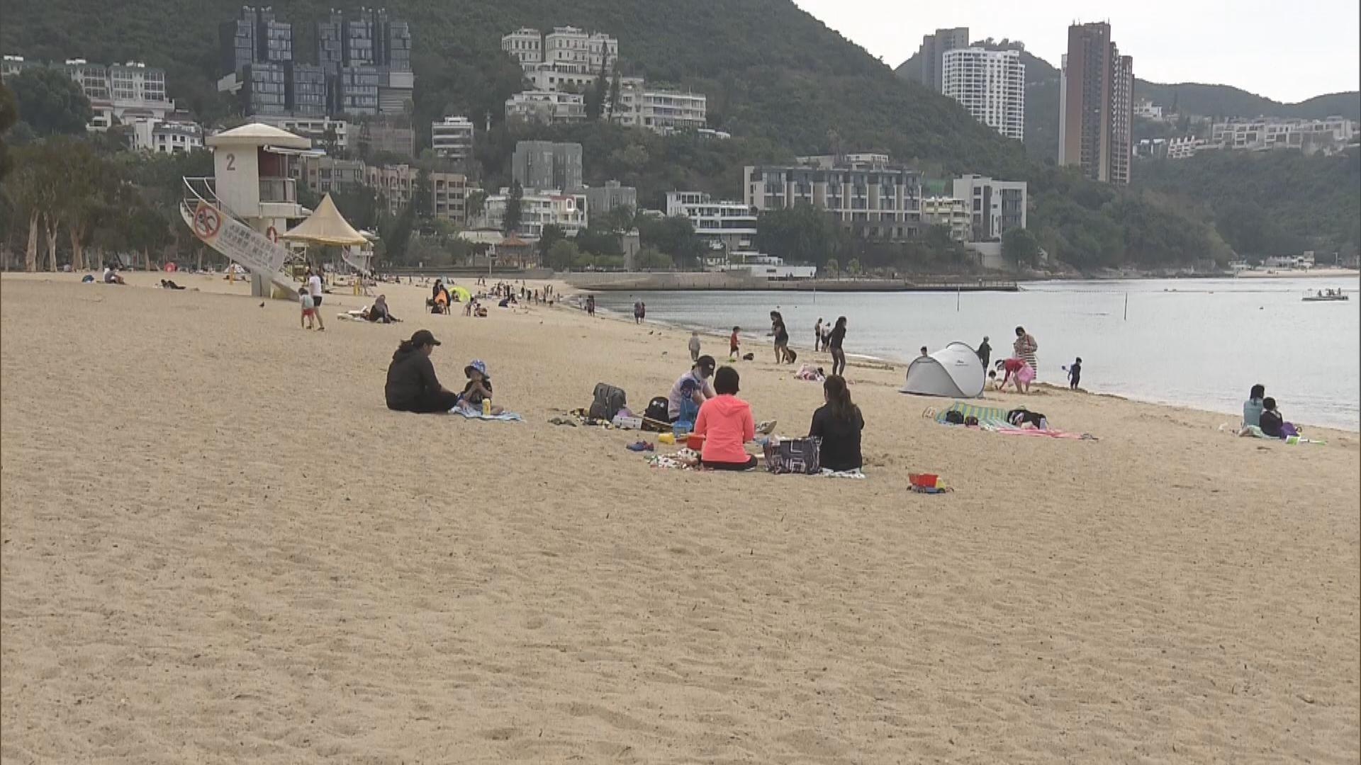 康文署轄下15個泳灘周四重開　公眾泳池本月12日起陸續重開