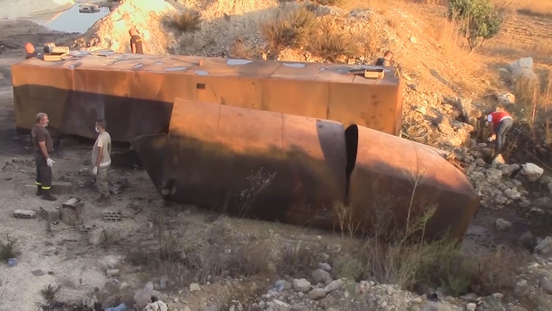 黎巴嫩北部油罐爆炸　造成百人死傷