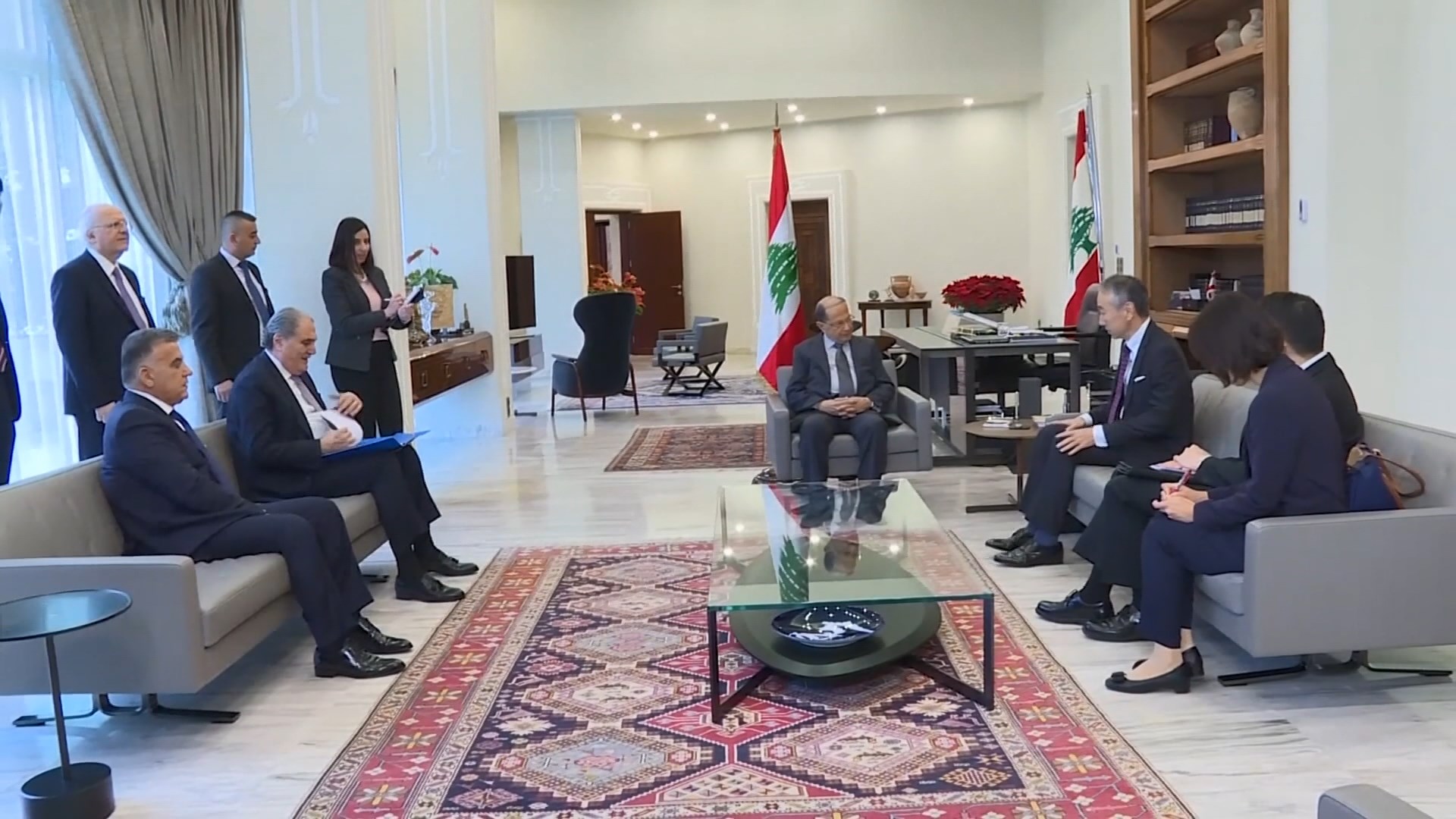 戈恩今晤傳媒　律師團隊批日產調查不公