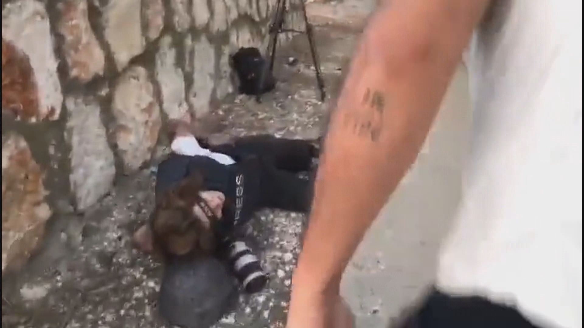 黎巴嫩南部有記者遭以軍炮火擊中 1死6傷