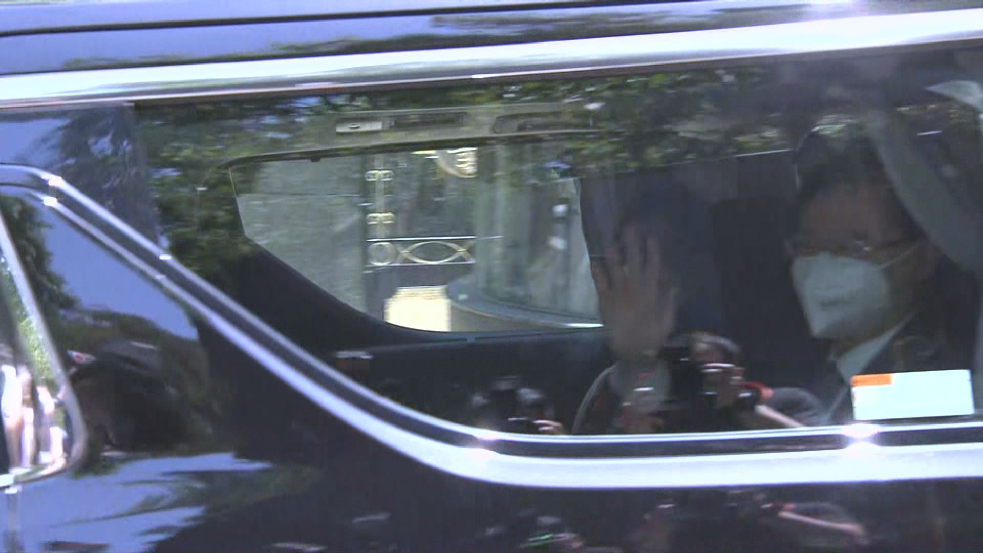 李家超下午二時半網上記者會宣布參選特首