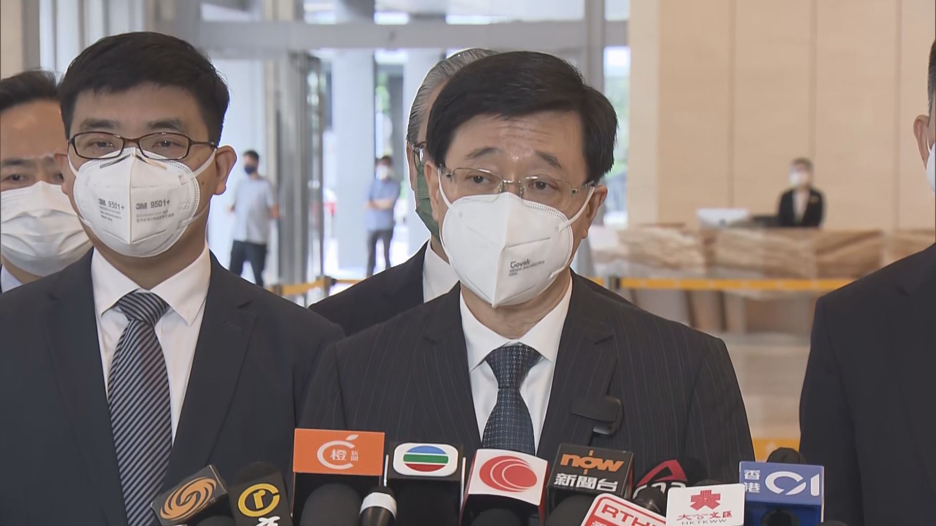 李家超：將與團隊討論何時報名參選