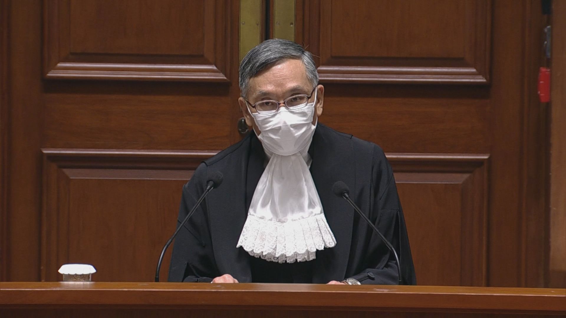 張舉能：法官審案須自我克制　做到一視同仁