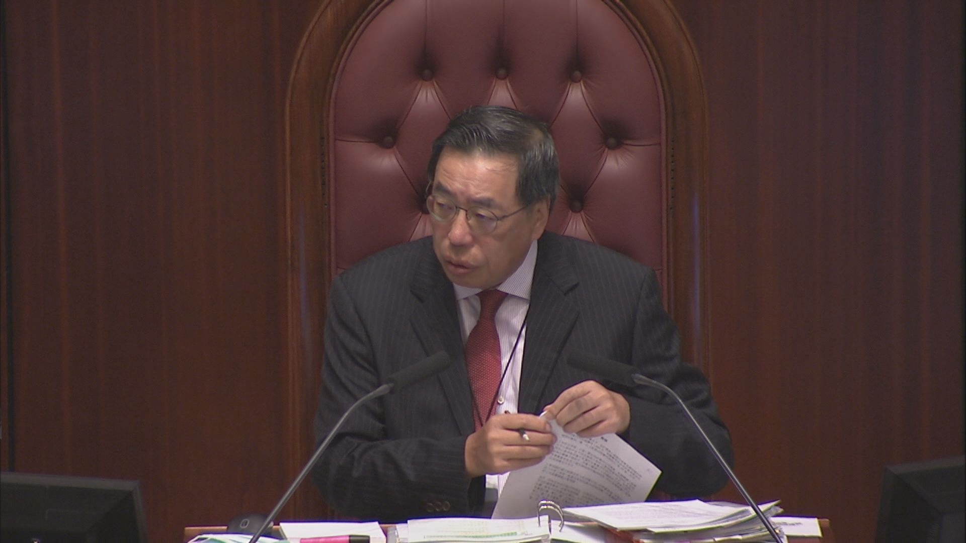 涂謹申要求為李鵬飛默哀　梁君彥指不符議會慣例