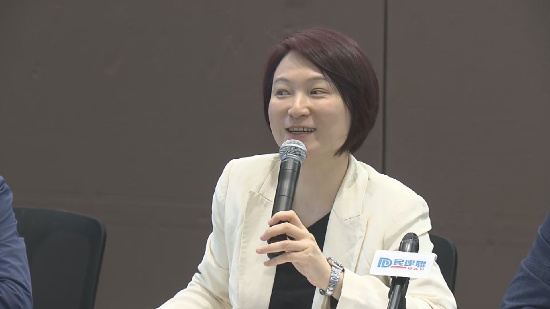 李慧琼冀互動交流答問會能延長至2小時