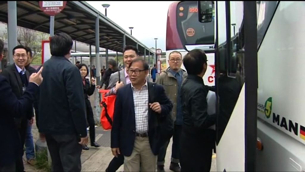 十多名立會議員到河源等地考察東江水