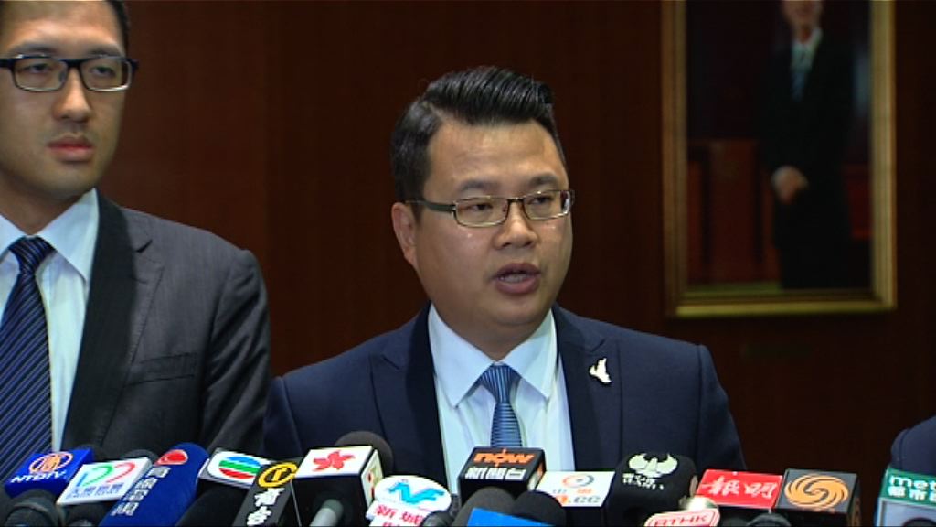 尹兆堅向梁君彥喊可恥被逐