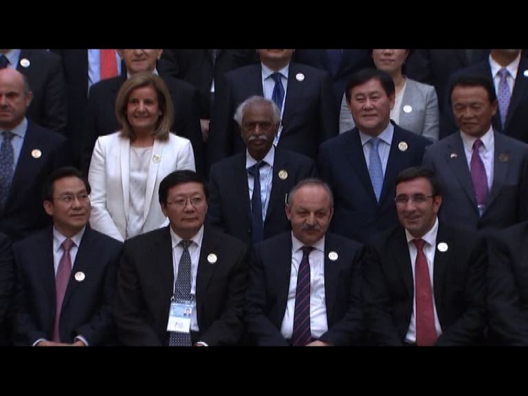 傑克盧：讓人民幣雙向波動非常重要