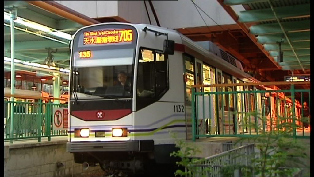 輕鐵服務受阻一小時後恢復