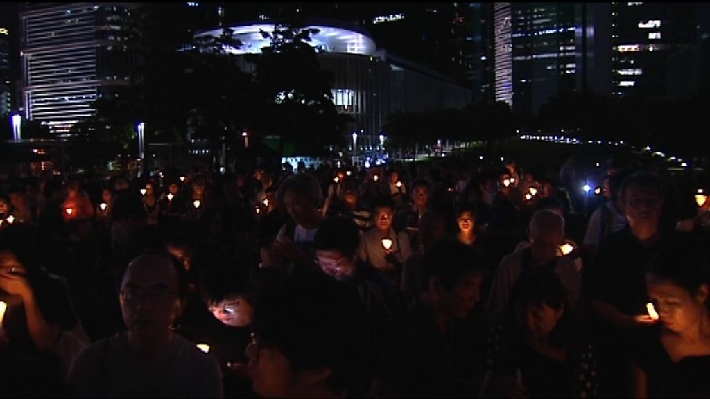 支聯會指約四百人出席劉曉波追思會